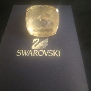 💯 Swarovski cocktail ring